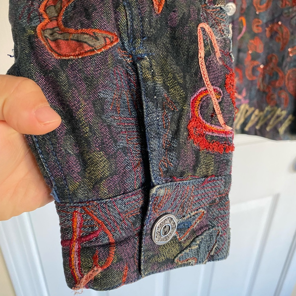 CHICO'S Floral Soutache Crewel Embroidered Denim Jacket Size 2 Large Cotton - Picture 7 of 14
